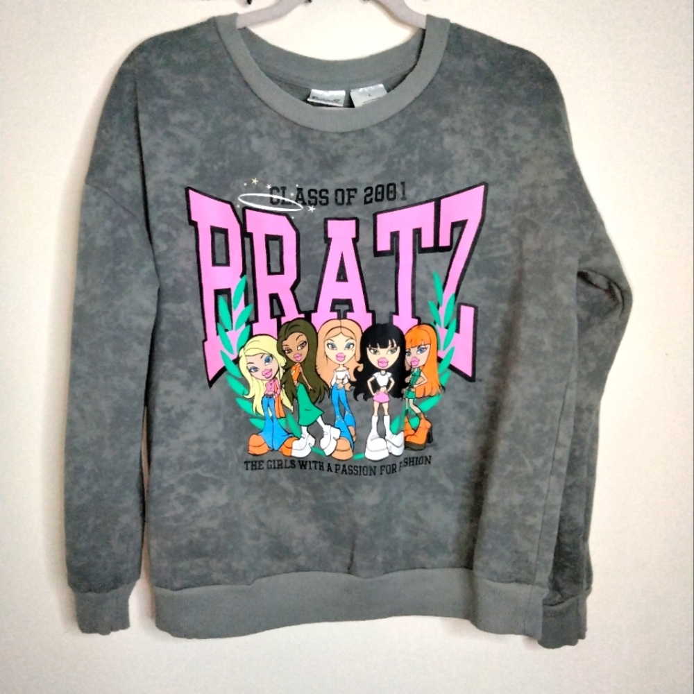 Bratz (Size L) Gray Multicolor Graphic Print Front & Sleeve Pullover Sweatshirt